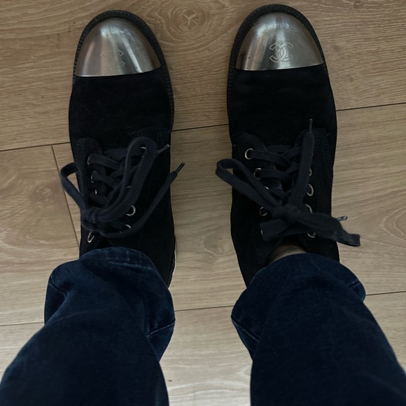 Chanel suede interlocking cc logo combat boots - Picture 6 of 6